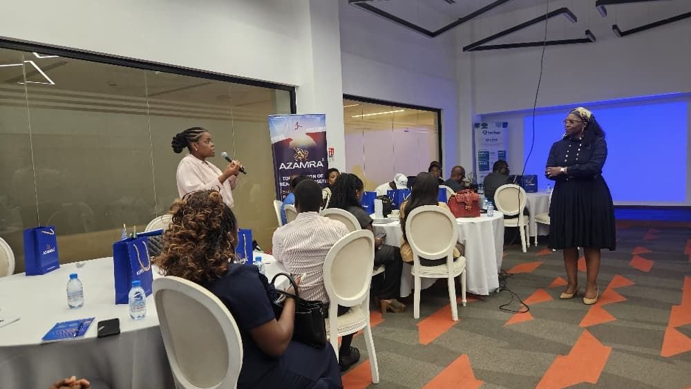 Participants exchange during the Accelerate Fintech Masterclass